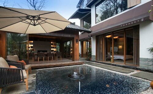 Formeet Villa