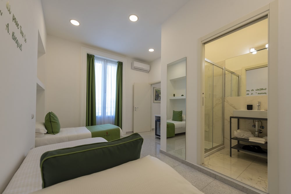 Фото Le Angioine Rooms