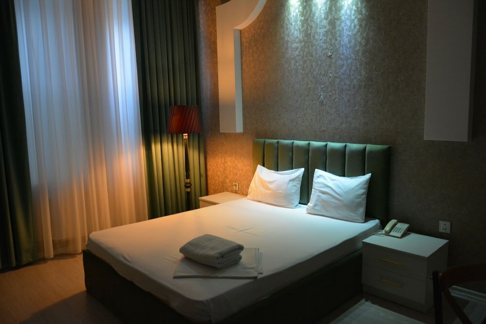 Фото Perron Hotel