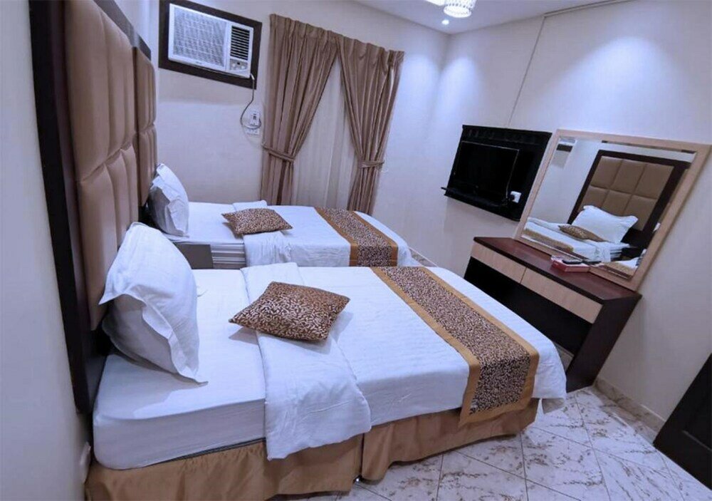 Фото Lamar Furnished Apartments