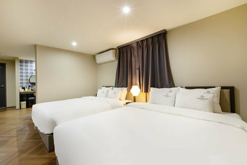 Гостиница Brown Dot Hotel Minam в Пусане