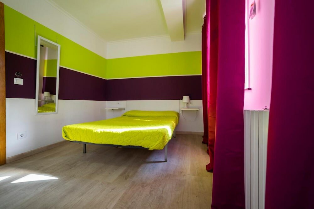 Фото Shiku Hostel