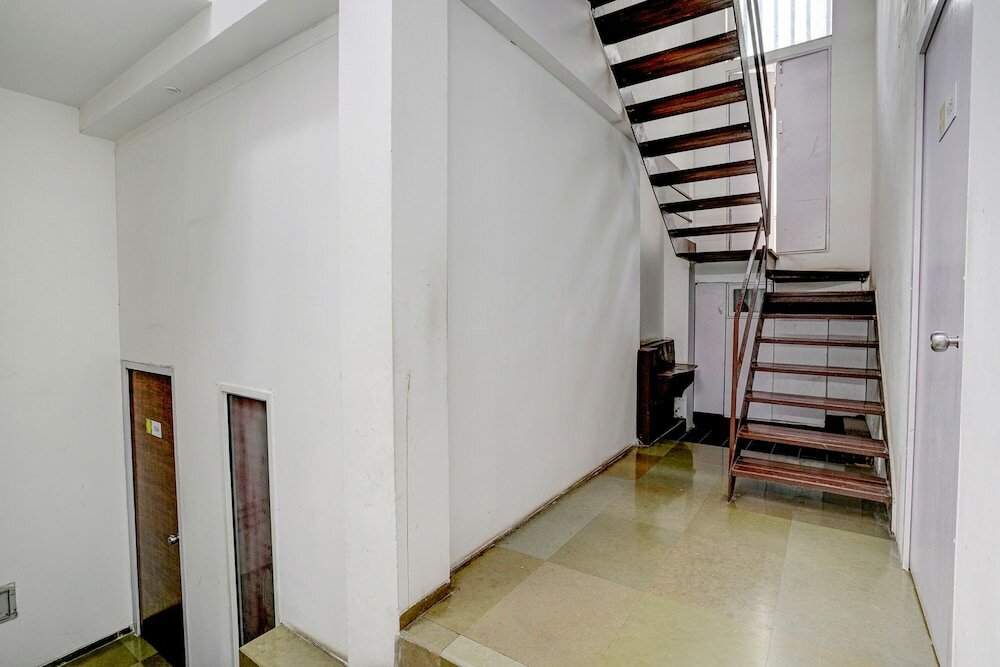 Фото Fabhotel Vardhan House