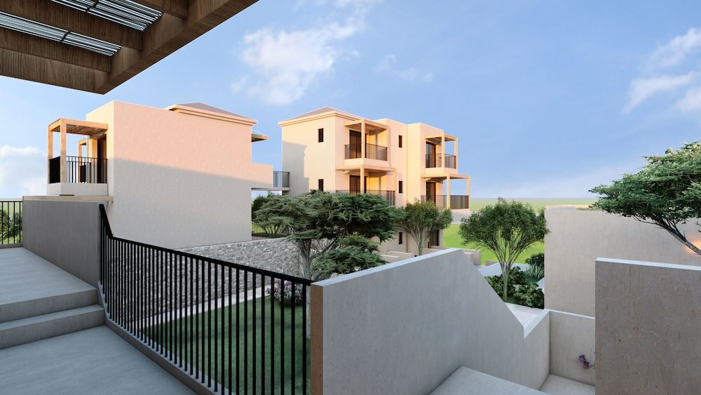 Фото Elios Hill - Sun Kissed Happiness