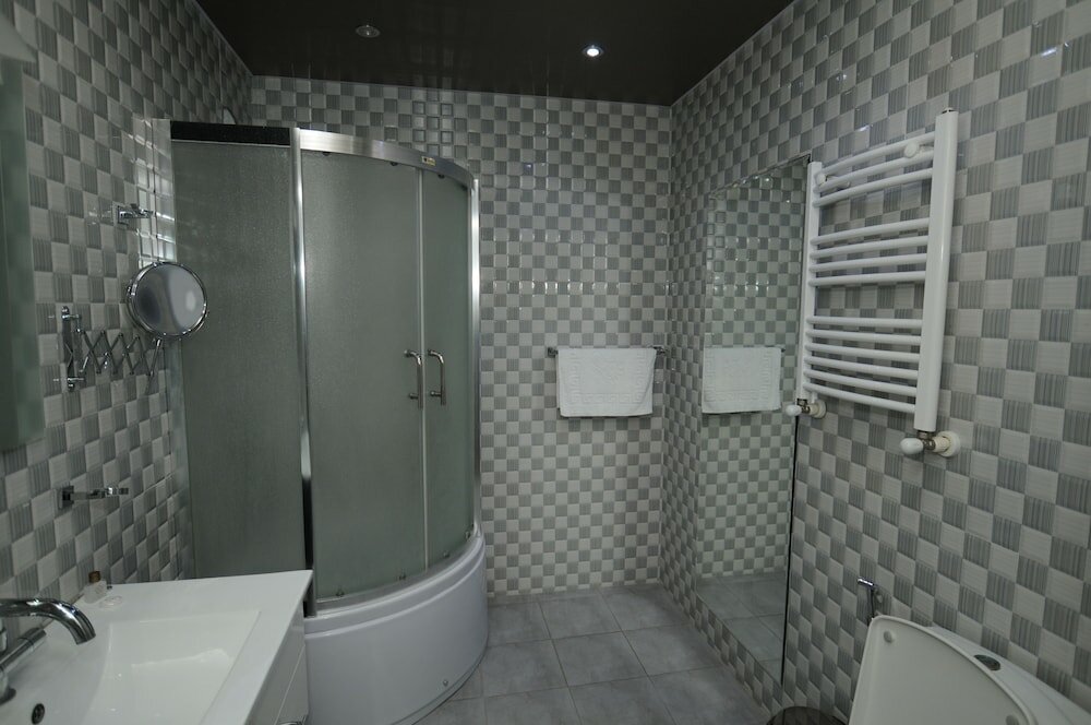 Фото White House Hotel