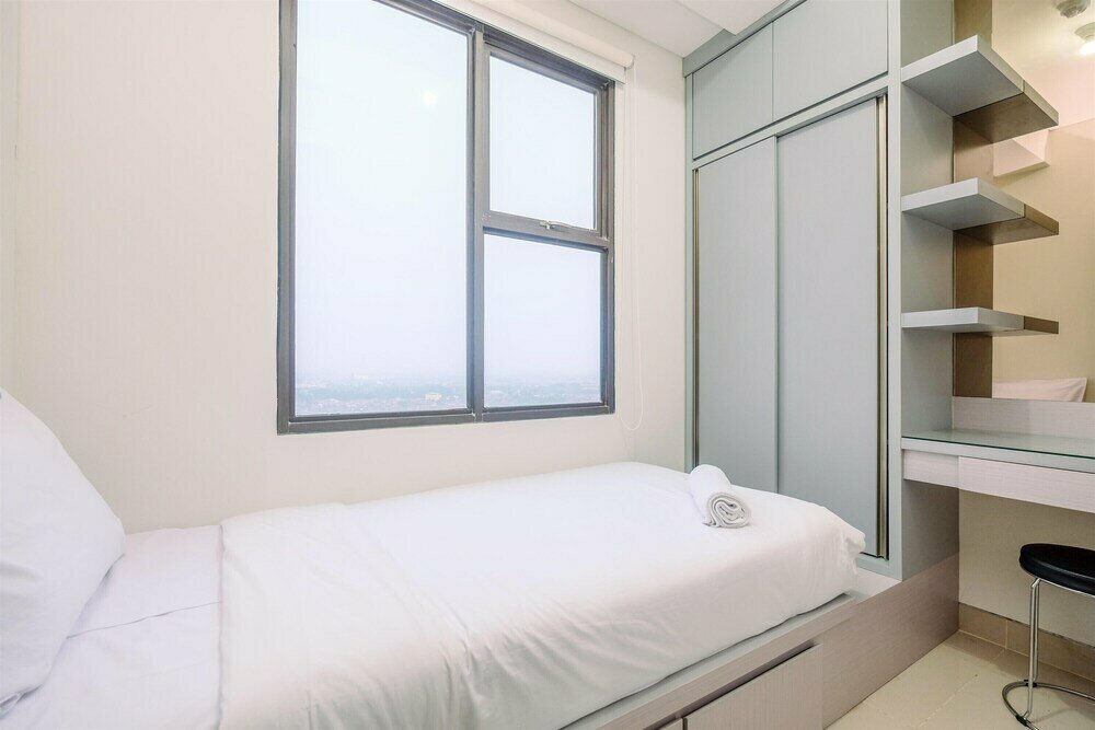 Hotel Best Deal And Comfy 2Br Transpark Cibubur Apartment, Depok, photo