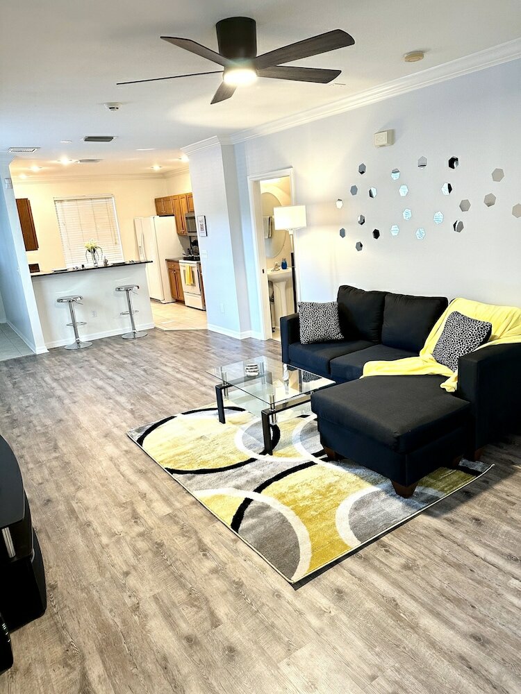 Фото 2 Level Home Central