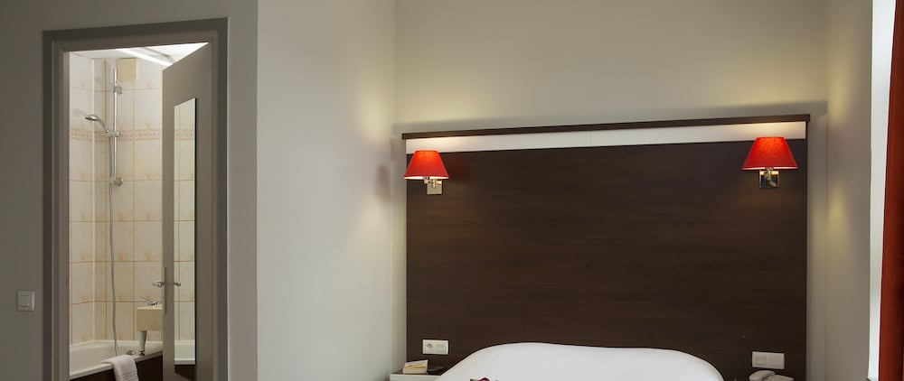 Фото Hôtel des Reignaux