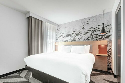 Внешний вид отеля DoubleTree by Hilton Quebec Resort в Квебеке, фото 2