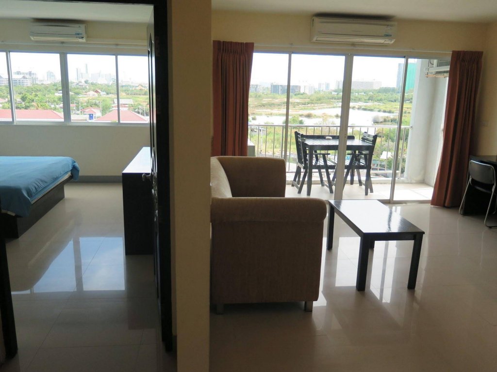 Фото Royal Thai Residence