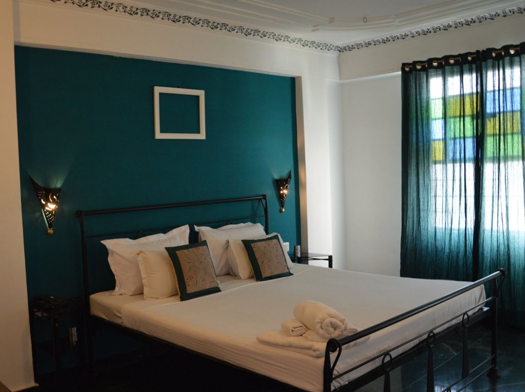 Фото The Red Pier by Downtown Udaipur