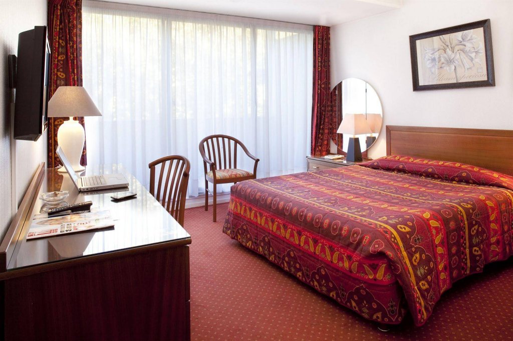 Фото отеля 3