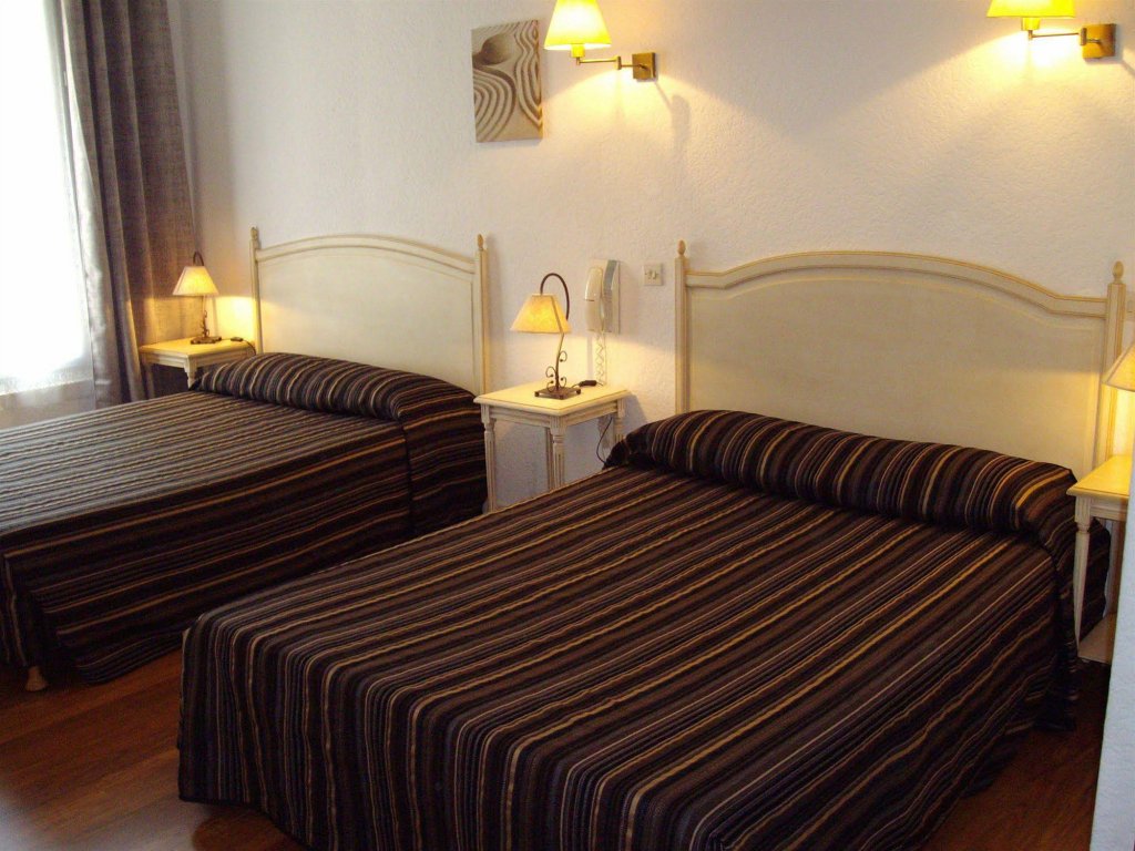 Фото Hotel Porte de Camargue