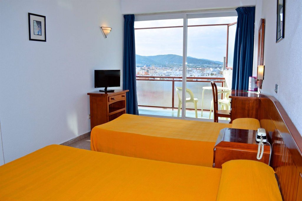 Фото Molins Park