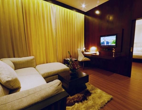 Фото Monotel Luxury Business Hotel