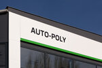 Auto - Poly spol. s R. O. - autorizovaný prodej a servis vozů Škoda a VW užitkové (Prague, Pod Harfou, 904/1), express oil change
