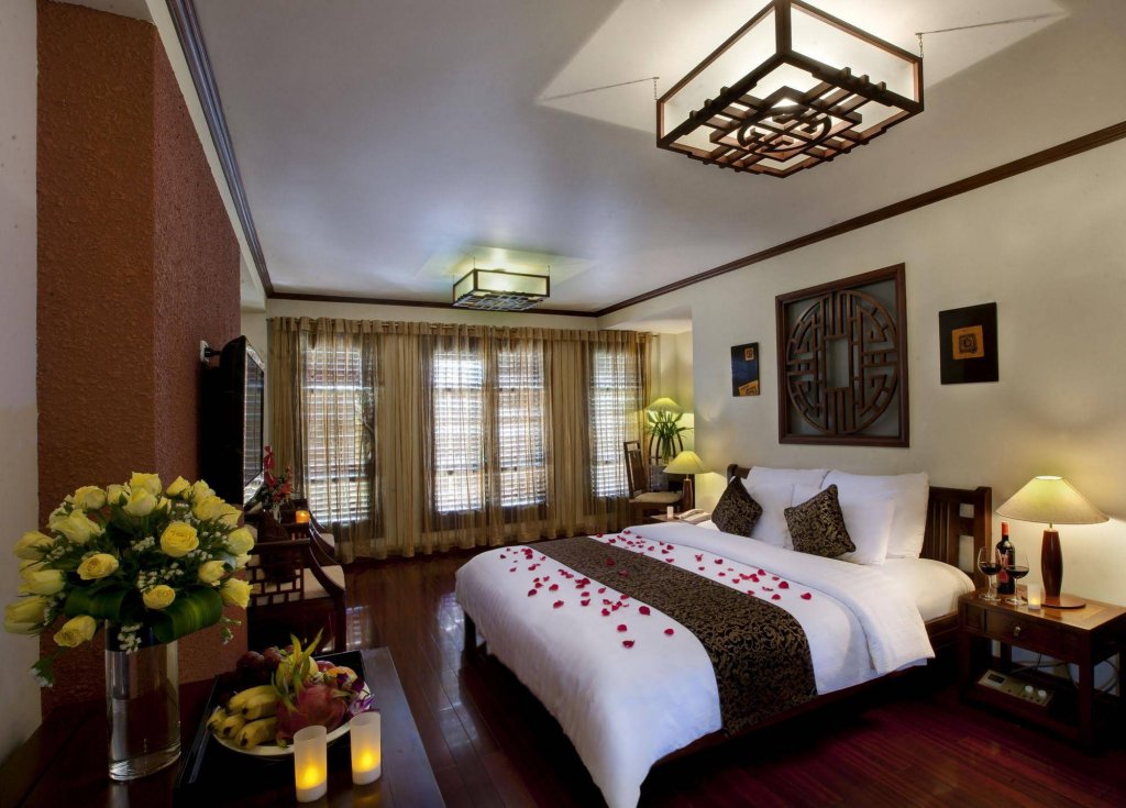 Фото Golden Lotus Boutique Hotel