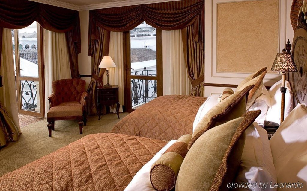 Фото Hotel Plaza Grande