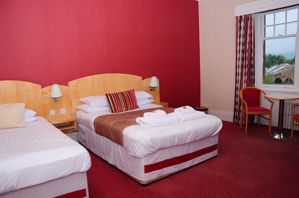 Фото The Station Hotel