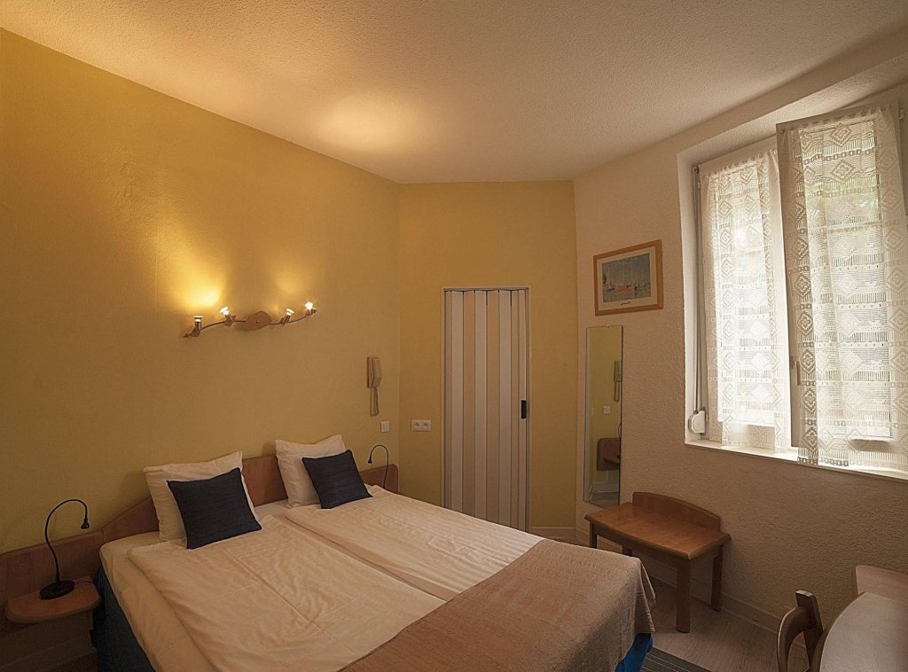 Фото Hôtel Du Soleil