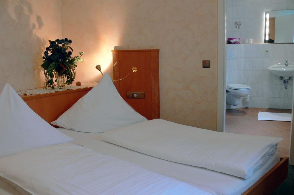 Фото Hotel Quellenhof