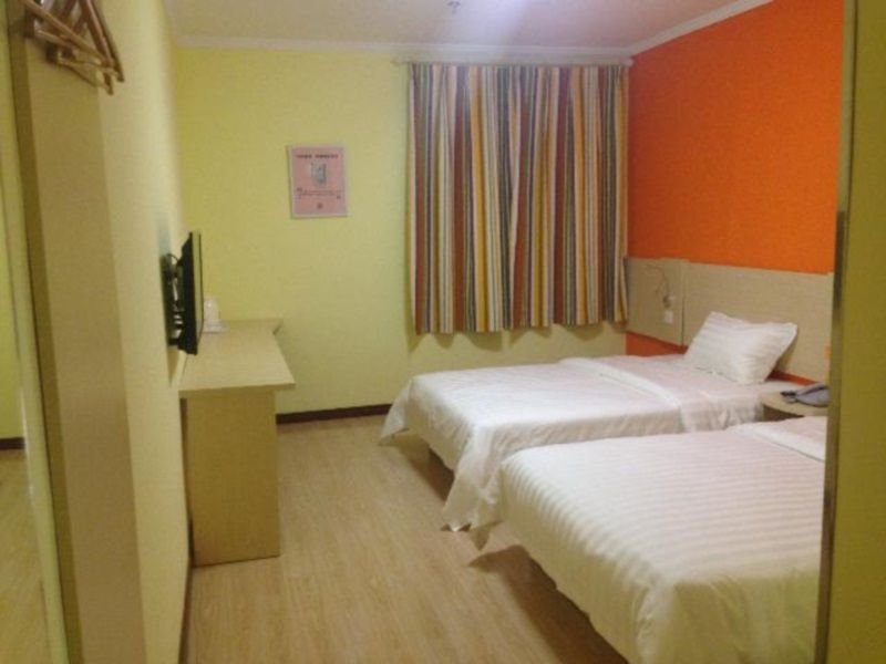 Фото 7 Days Inn Haian Bus Station Branch