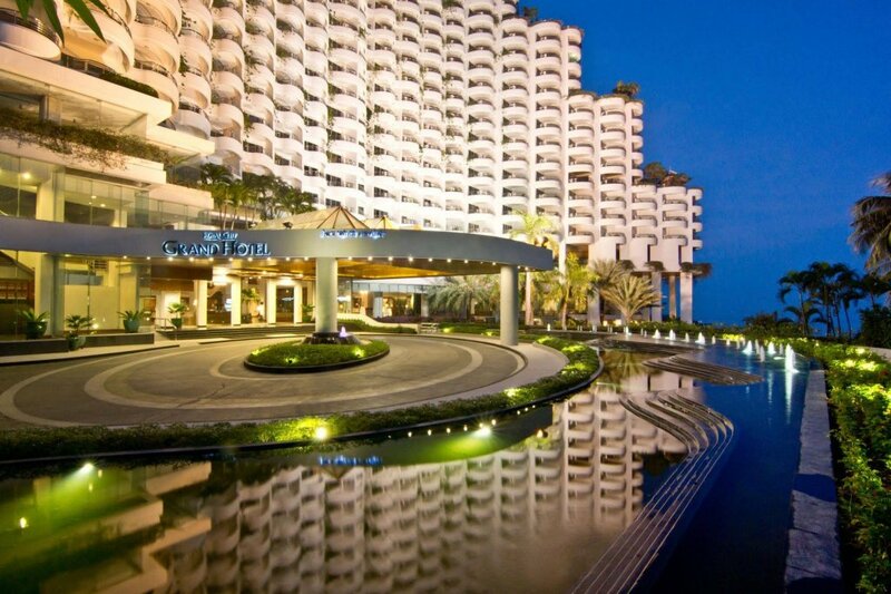 Гостиница Royal Cliff Grand Hotel в Паттайе