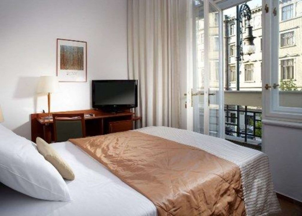 Фото Clarion Hotel Prague Old Town