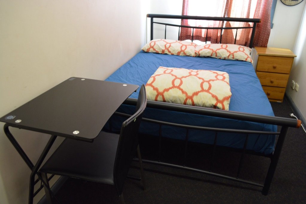 Фото City Edge on Elizabeth