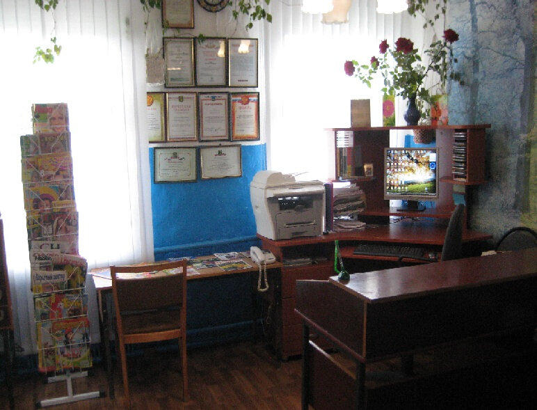 Library Филиал № 24 Петропавловская поселенческая библиотека, Belgorod Oblast, photo