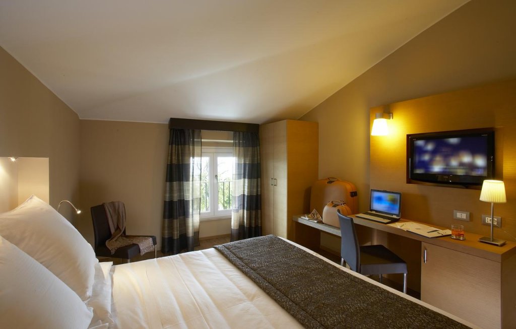 Фото Hotel Porta Nuova