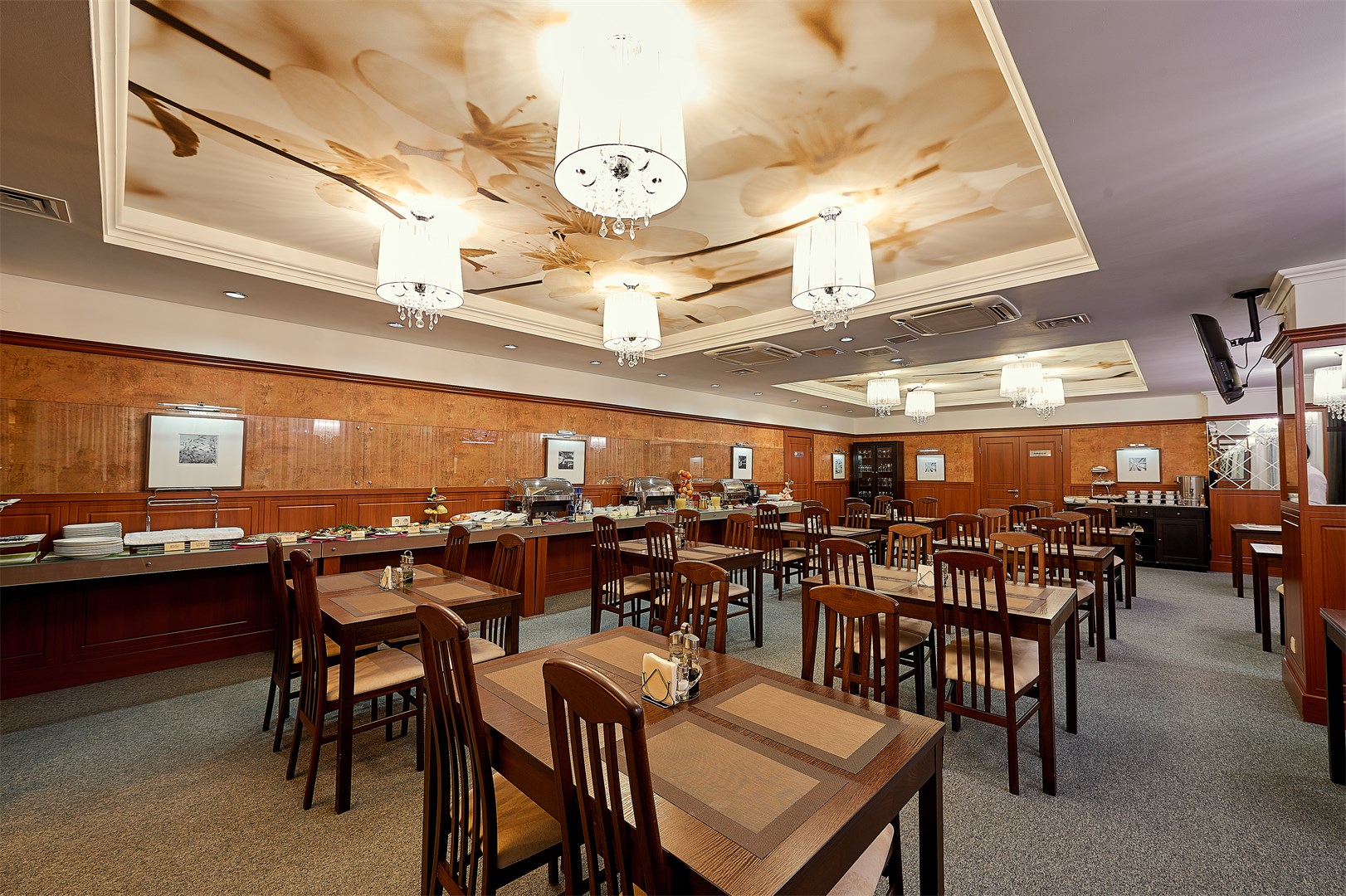 Фото Бизнес отель