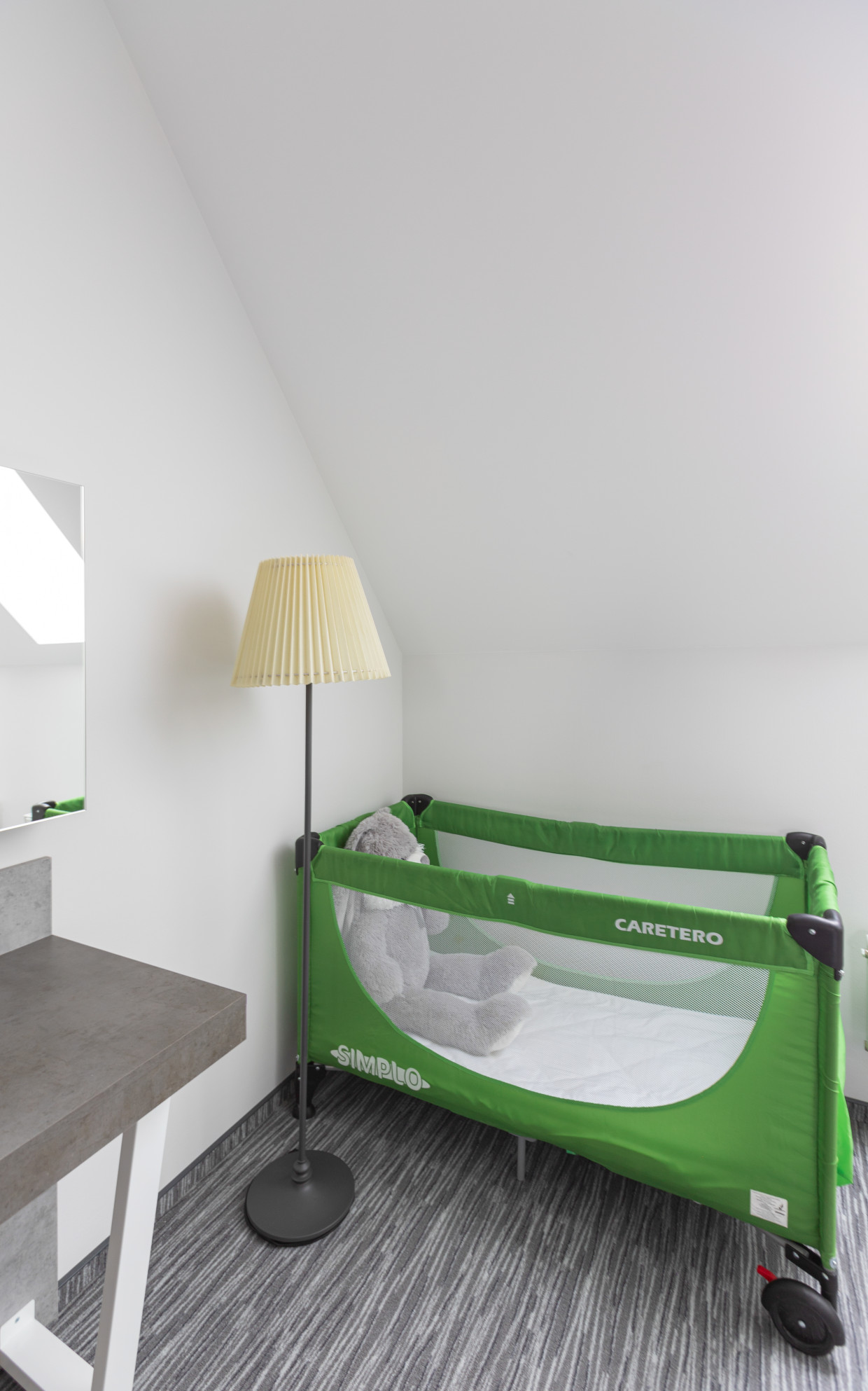 Фото Station Premier S12