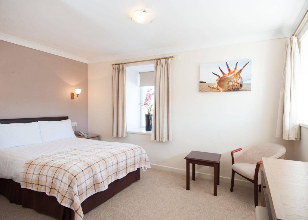 Фото The Hampshire Hotel