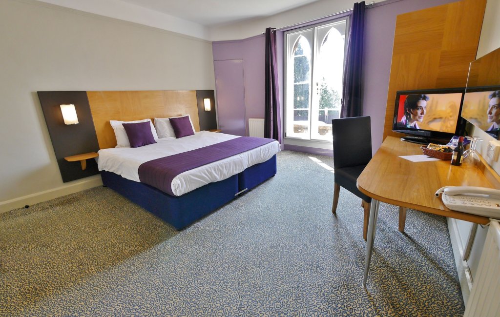 Фото отеля 2