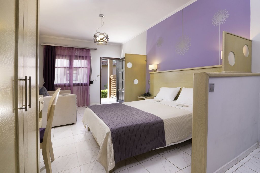 Фото Kamelia & Semeli Hotel