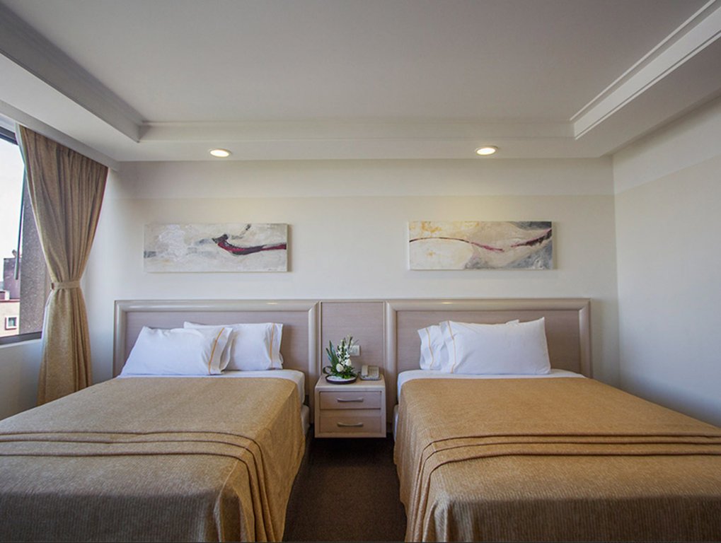 Фото Hotel Marbella