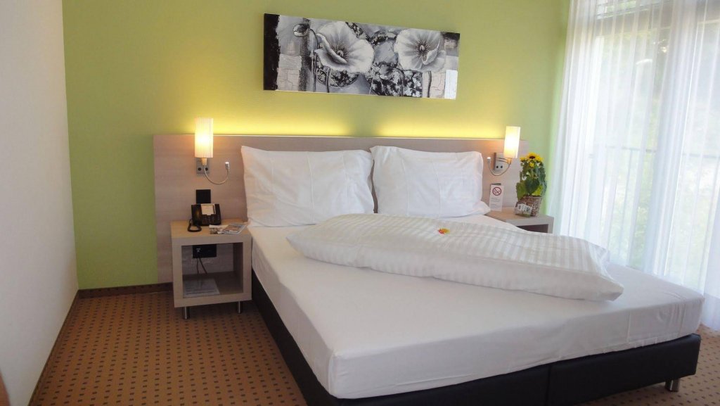 Фото Hotel Eastside