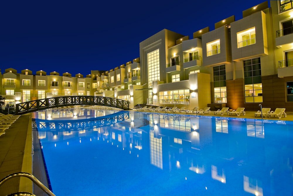 Adrina Thermal Health &amp; SPA Hotel, otel, Cumhuriyet Mah., Orman Kampı