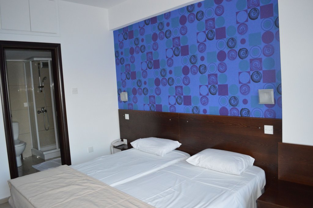 Фото Les Palmiers Boutique Beach Hotel and Luxury Apartments