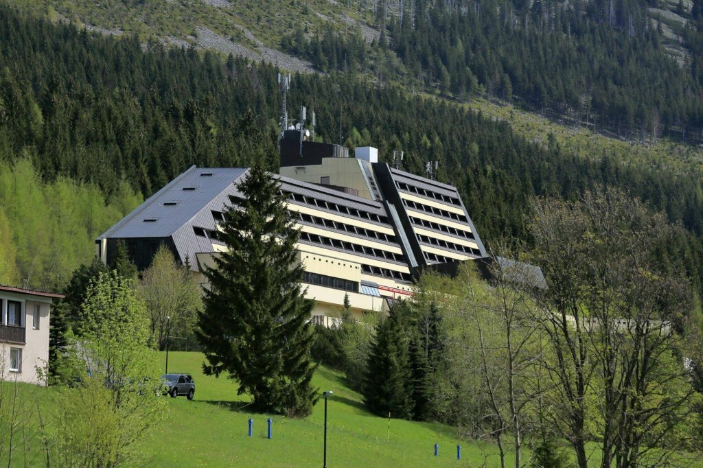 Курорт Крконоше