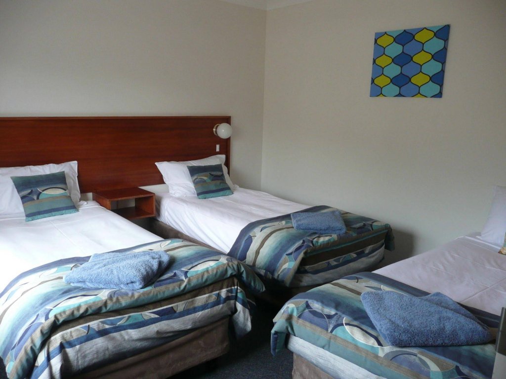 Фото Rosebourne Gardens Motel