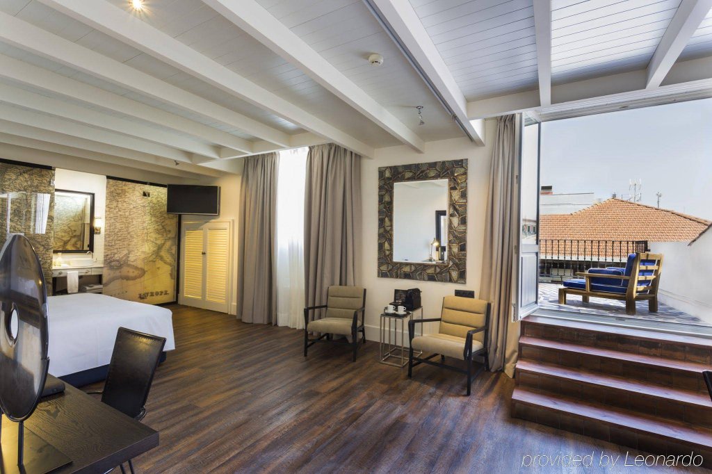 Фото Only You Boutique Hotel