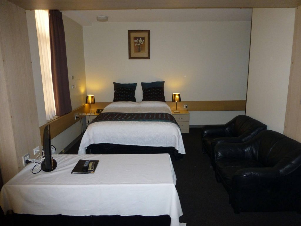 Фото Mariners Court Hotel Sydney