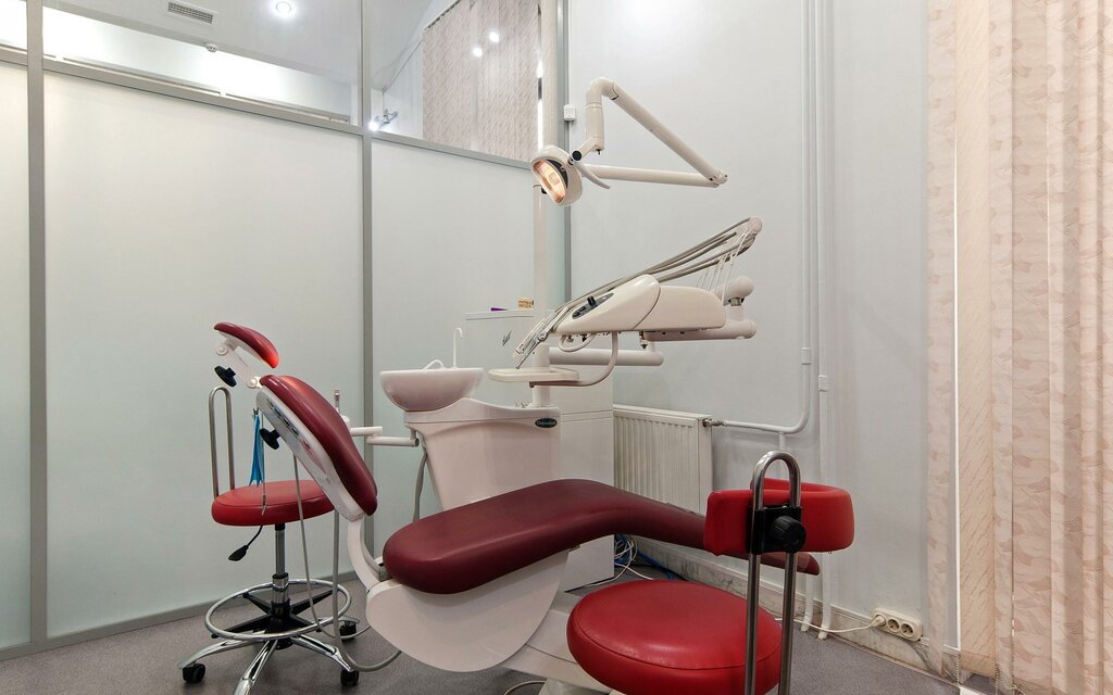 Özel ağız ve diş sağlığı klinikleri ve muayenehaneleri Dental Clinic Esteli, Moskova, foto