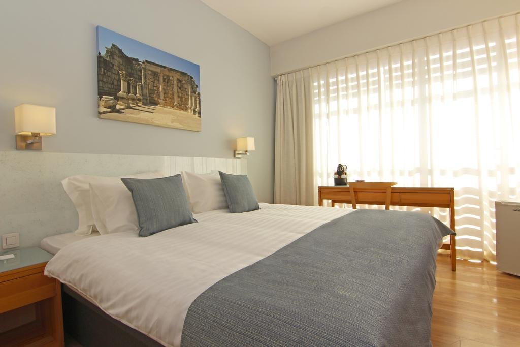 Фото Poli Urban Tel Aviv Hotel