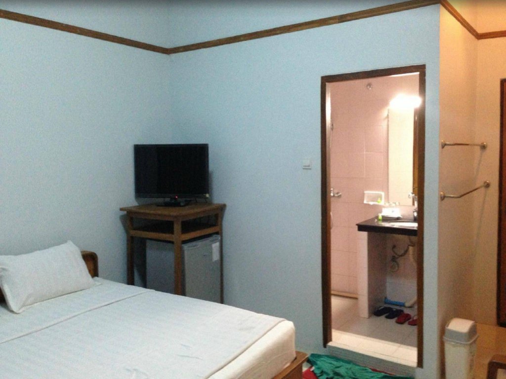 Фото Yangon Urban Hotel