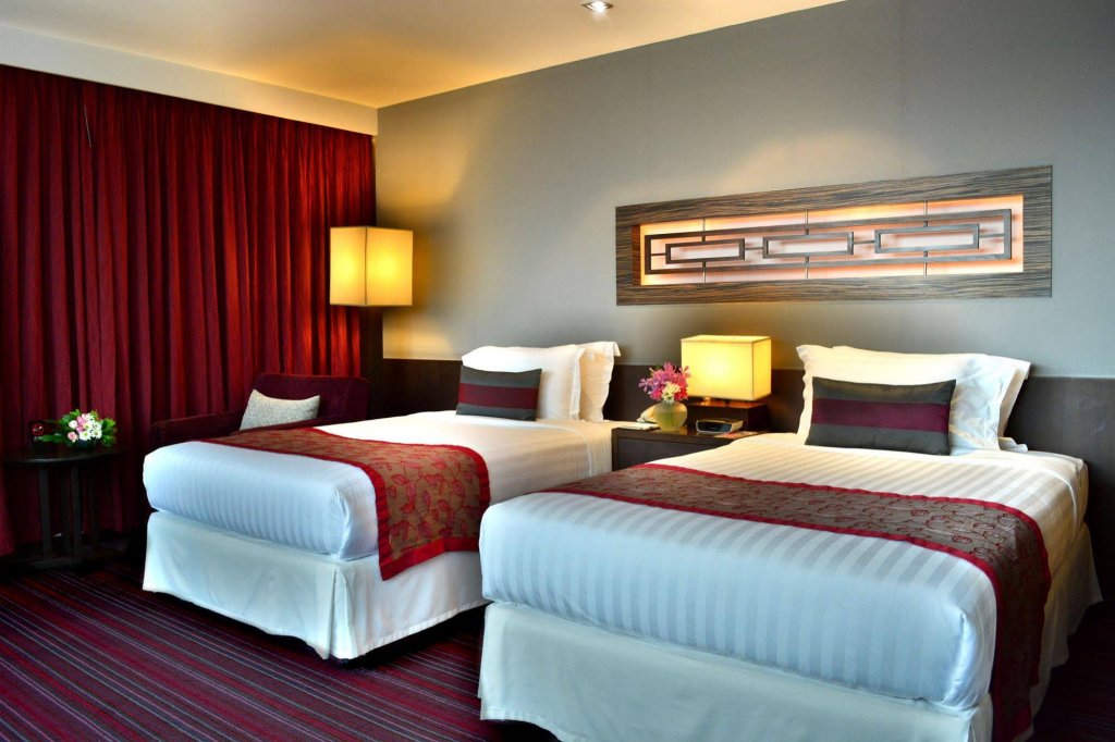 Фото A-One Bangkok Hotel