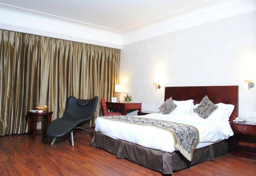 Фото Vesta Maurya Palace