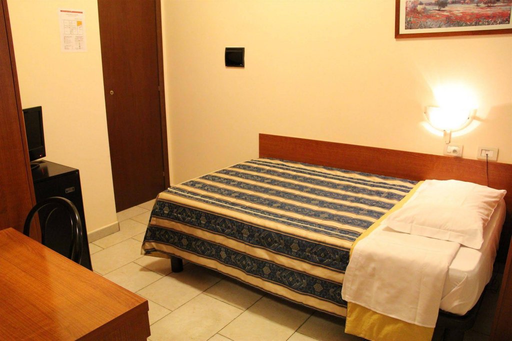 Фото Hotel Alessander